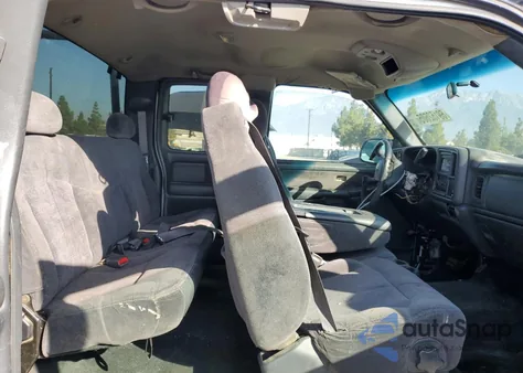 2001 Chevrolet Silverado K1500 from USA, damaged, VIN 2GCEK19T211333082